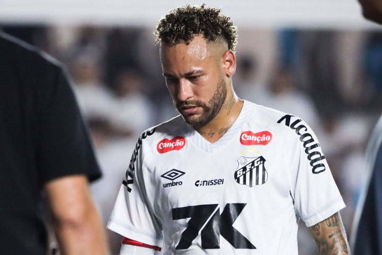 开云体育app-巴媒:桑托斯欠内马尔旗下公司9050万雷亚尔,将抵押球队青训中心